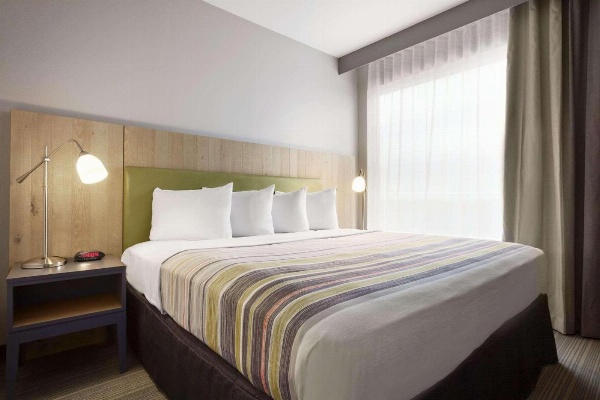 Country Inn & Suites by Radisson, Monterey Beachfront-Marina, CA image 3